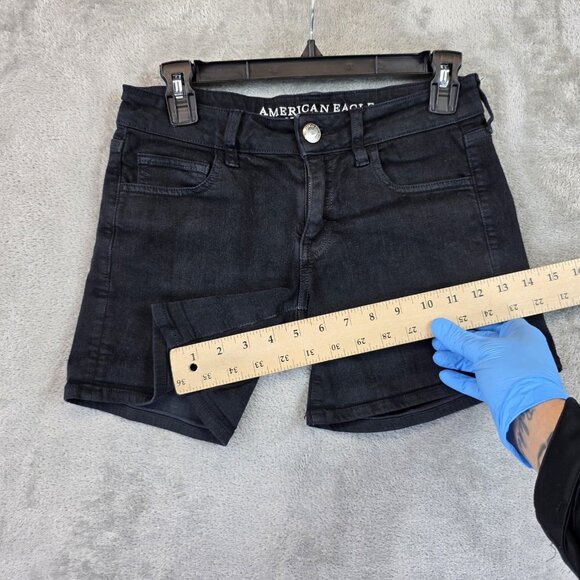 American Eagle Outfitters Shorts Womens 4 Black Denim Midi Super Stretch Jean - Picture 4 of 12